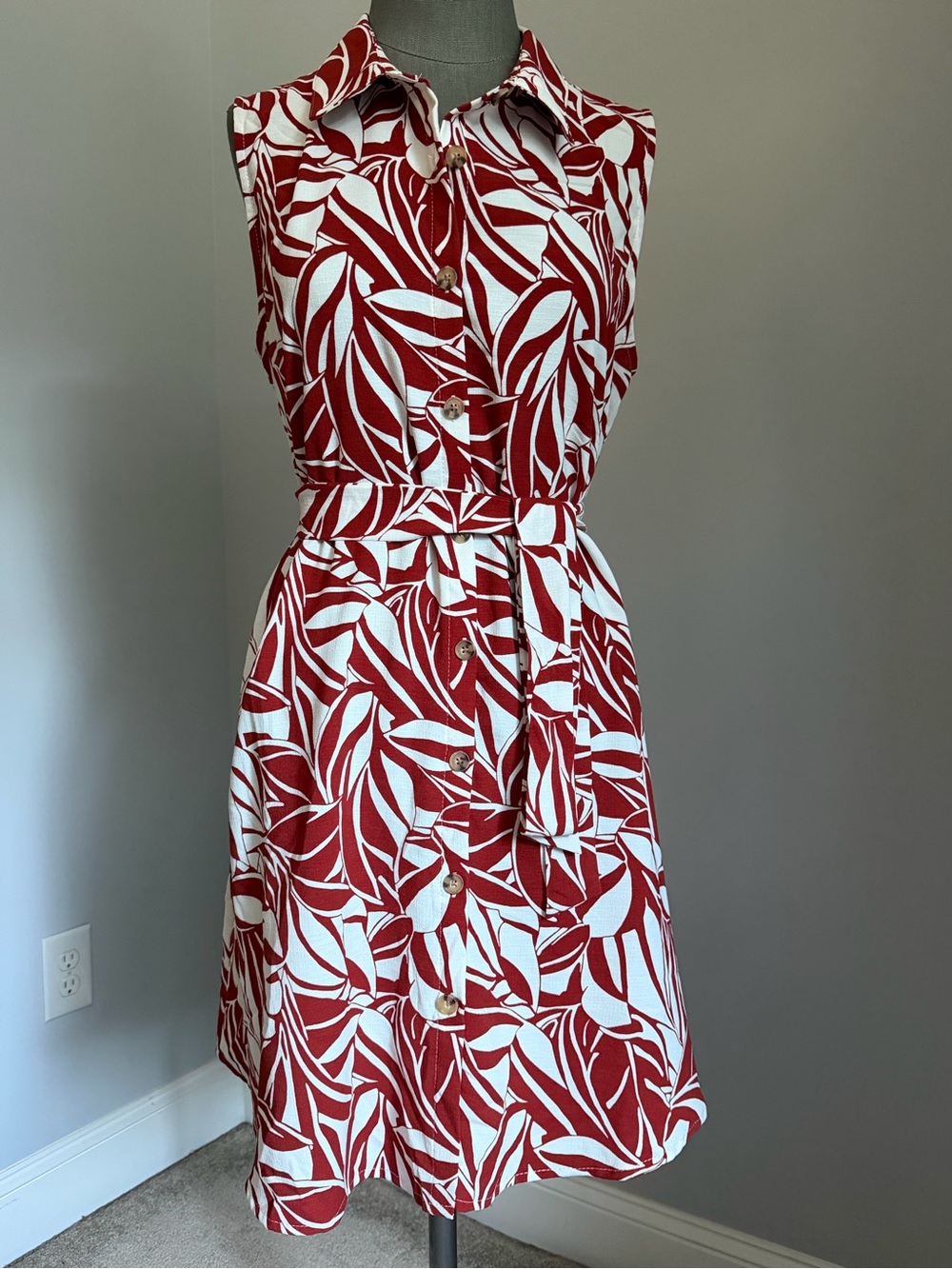 Fred David Red and White Leaf-Print Sleeveless Shirt Dress with Tie Waist NWT